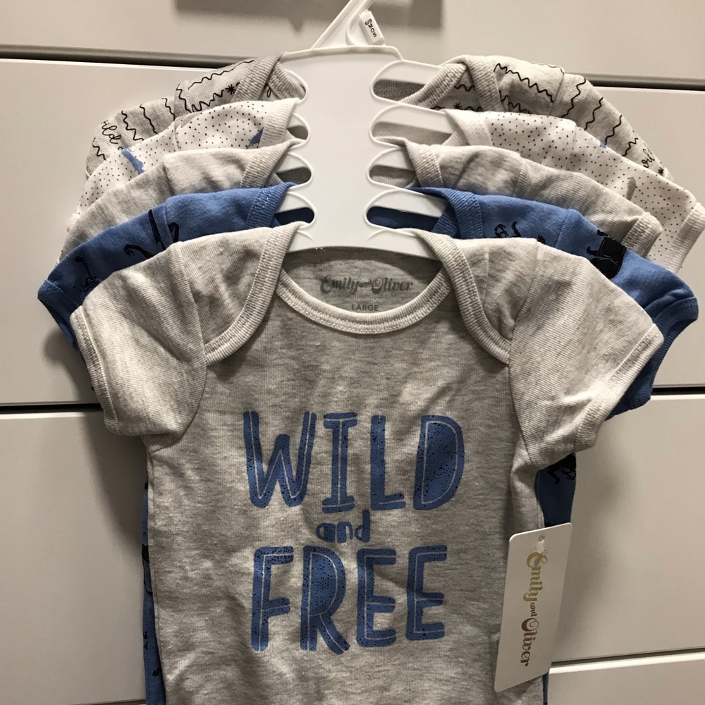 Emily and Oliver pack of 5 onesie